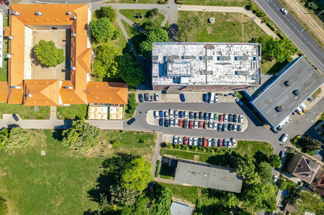 Apartmany A Studia Zamecky Park Litvínov Eksteriør bilde